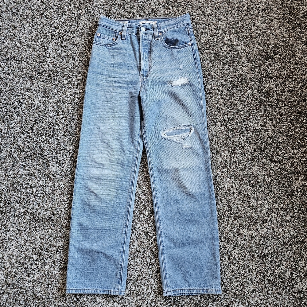 Levi's Buttonfly Ribcage Straight Ankle High Waisted Denim Size 25 - Picture 2 of 10